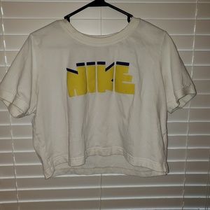 NIKE crop top